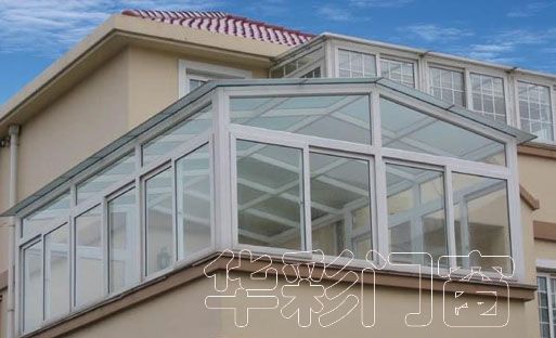 煙臺包陽臺正盛行 高層住戶需謹慎